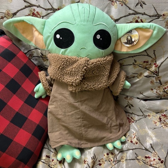 Disney | Toys | The Mandalorian Baby Yoda Kids Bedding Plush Pillow ...